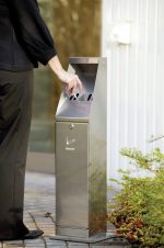 Cendrier sur colonne, argent - Bartscher – Image 3