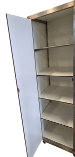 ARMOIRE DE PORCELAINE EN ACIER INOX 3 PORTES 5 NIVEAUX 1880 - Combisteel – Image 2