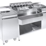 COCKTAILS BAR STATION INCL. ÉVIER, LAVE-VERRES, BACS GN, SPEEDRAIL PORTE-BOUTEILLES, PLANCHE À DÉCOUPER ET POUBELLE - Combisteel