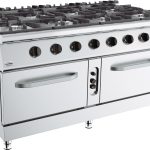 BASE 900 CUISINIERE A GAZ 8 BR. AVEC FOUR À GAZ - Combisteel