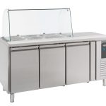 TABLE RÉFRIGÉRÉE AVEC VERRE 3 PORTES - Combisteel