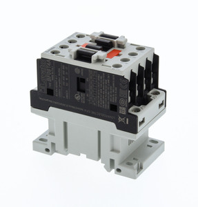 Contactor 4P A9/25A - Bartscher 3 Contactor 4P A9/25A Bartscher - référence 040100023
