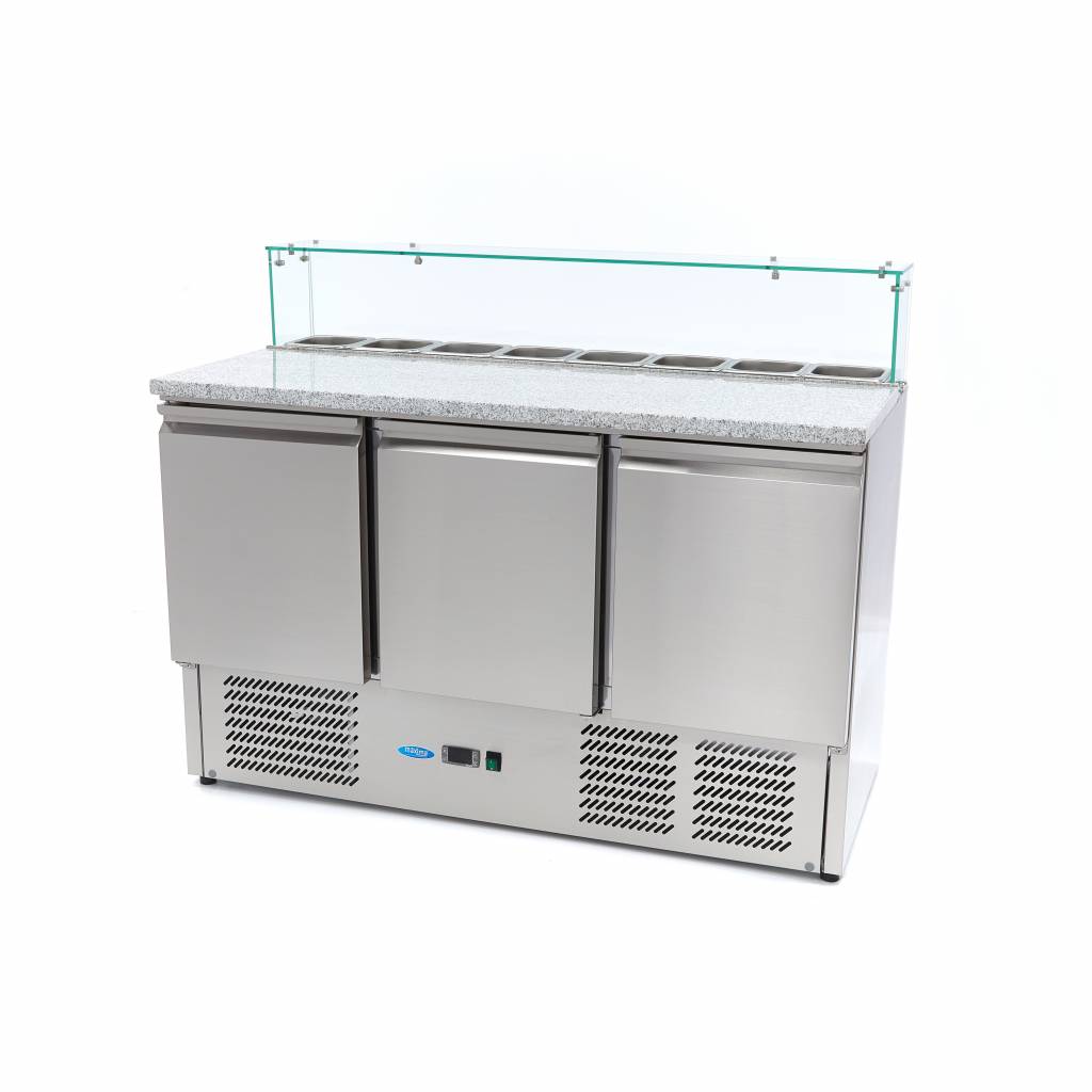 Réfrigérateur pour la préparation des pizzas - 137 cm - 3 portes - s'adapte à 8 x 1/6 GN - incl couvercle en verre Réfrigérateur pour la préparation des pizzas - 137 cm - 3 portes - s'adapte à 8 x 1/6 GN - incl couvercle en verre - Maxima – Image 1